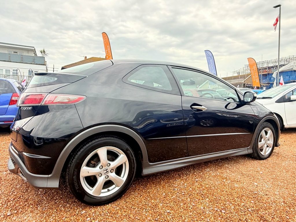 Honda Civic 1.4L Type S Black #3