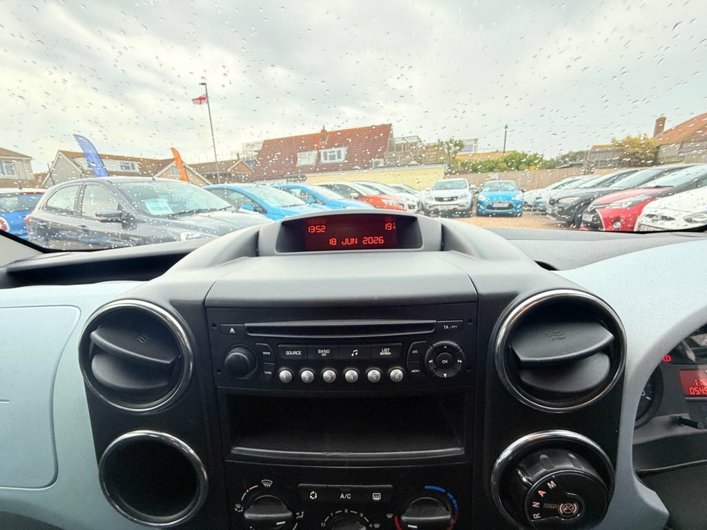 Citroen Berlingo Panel Van 1.6 Hdi 850 Enterprise L1 201212 #24