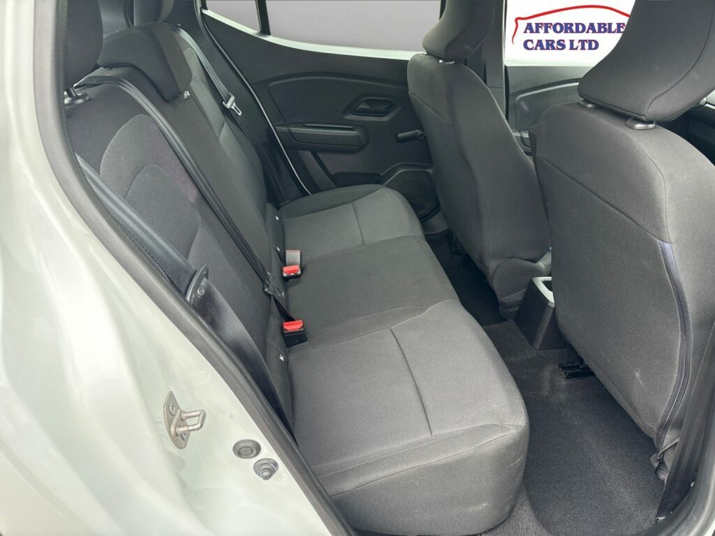 Dacia Sandero 1.0 Tce Comfort White #10
