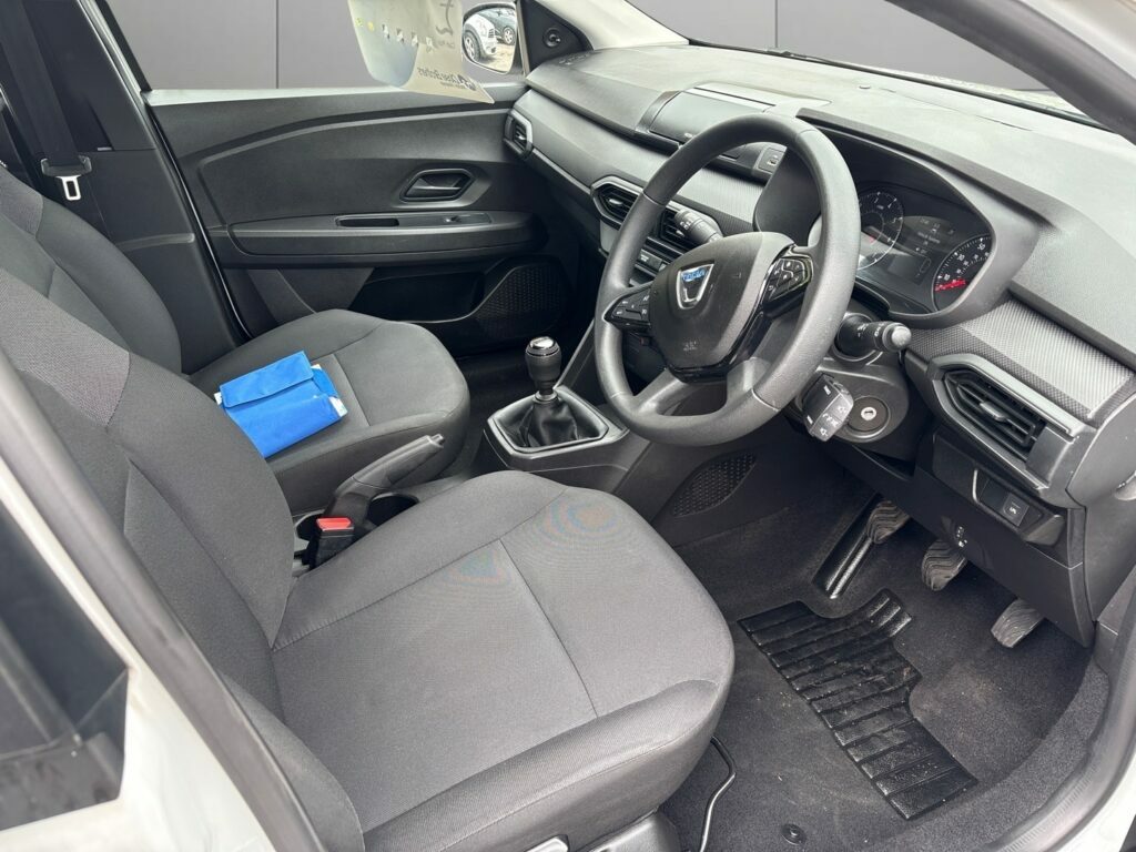 Dacia Sandero 1.0 Tce Comfort White #9