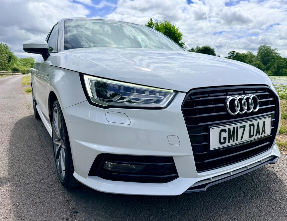 Audi A1 1.4 Tfsi Cod Black Edition Sportback Euro 6 Ss GM17DAA White #2