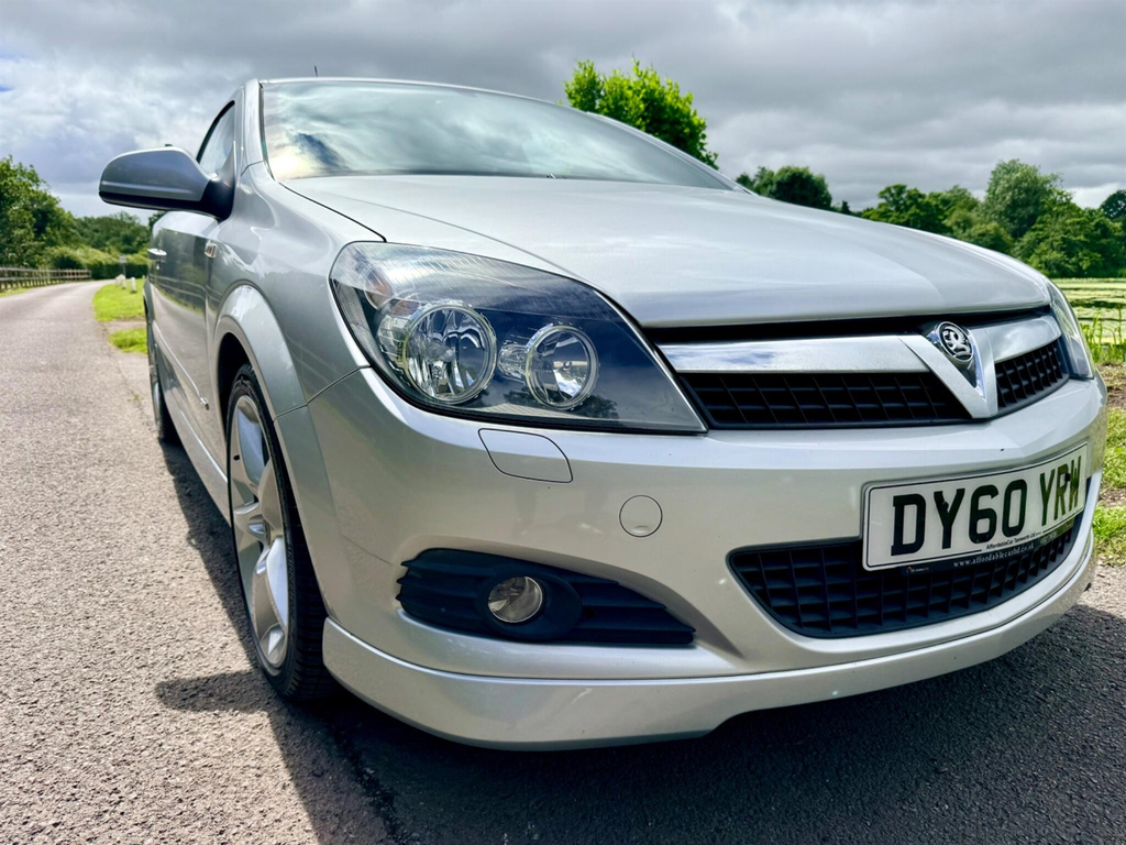 Vauxhall Astra 1.8I 16V Sri Sport Hatch Silver #3