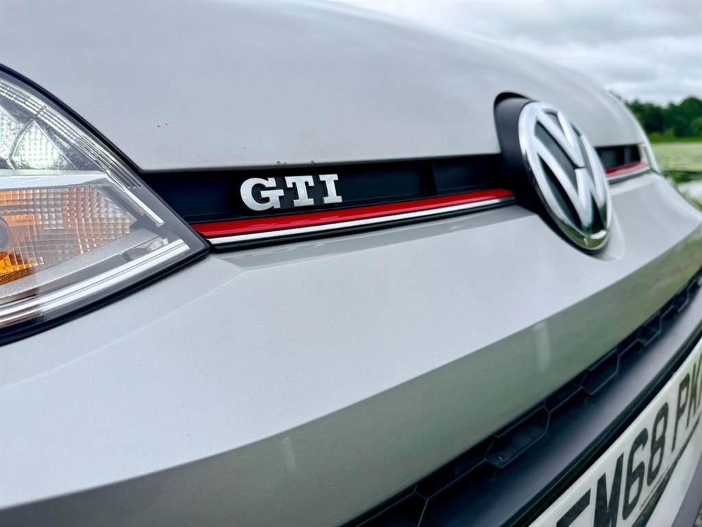 Volkswagen Up 1.0 Tsi Gti Euro 6 Ss FM68PKF Silver #4