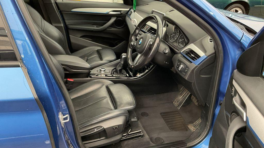 BMW X1 Silver #7