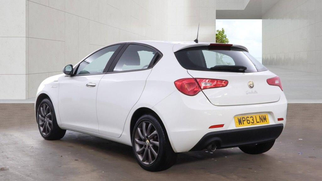 Alfa Romeo Giulietta Hatchback White #3