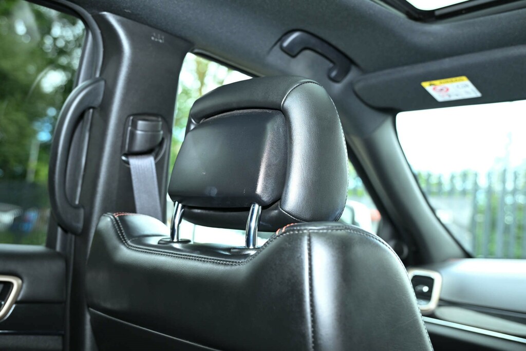 Jeep Grand Cherokee V6 Crd Summit White #44