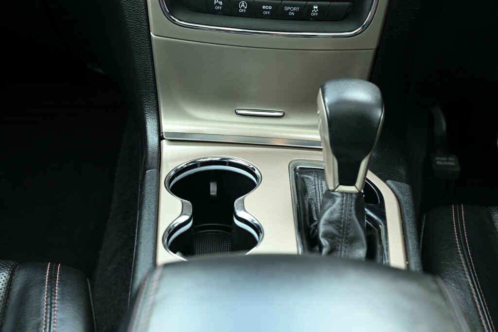 Jeep Grand Cherokee V6 Crd Summit White #48