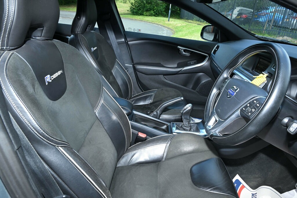 Volvo V40 2.0 D3 R-design Lux 148 Bhp Grey #21