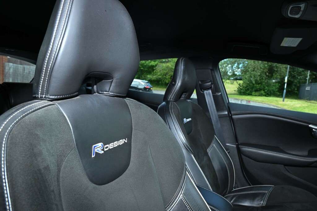 Volvo V40 2.0 D3 R-design Lux 148 Bhp Grey #22