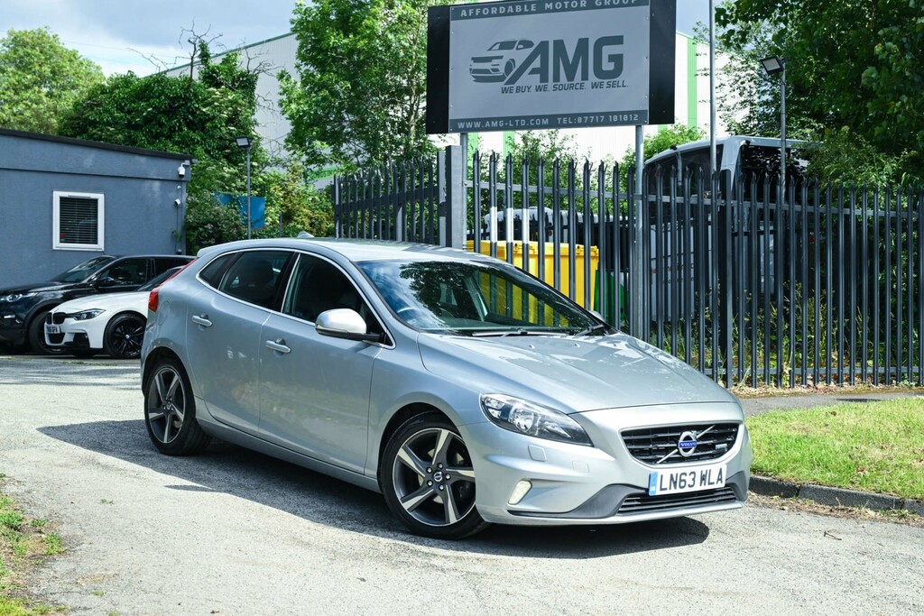Volvo V40 R-design D2