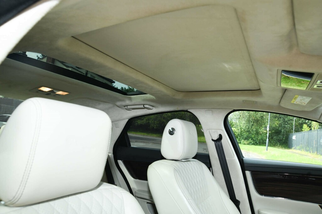 Jaguar XJ D V6 L Black #15