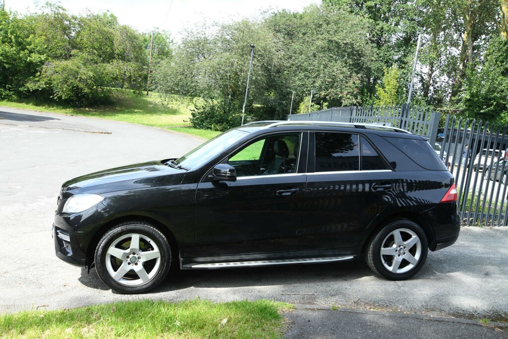Mercedes-Benz M Class Amg Sport Bluetec 4Wd  #4