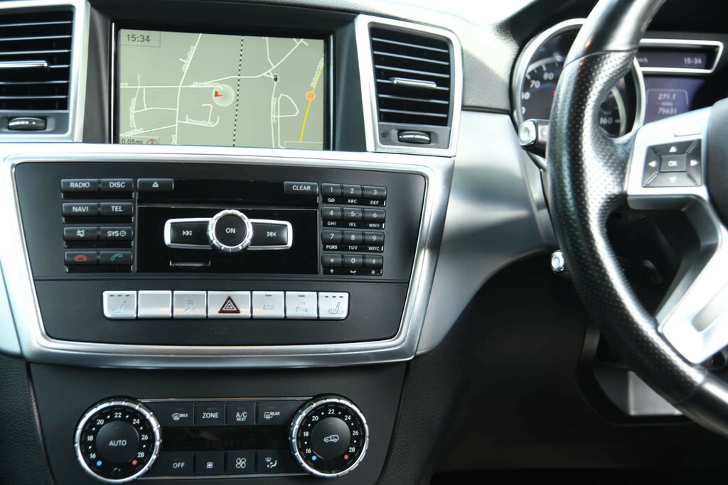 Mercedes-Benz M Class 2.1 Ml250 Bluetec Se Red #27