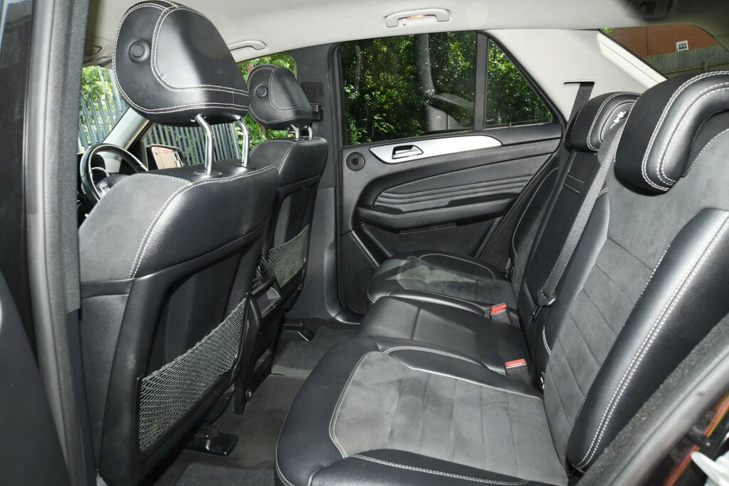 Mercedes-Benz M Class 2.1 Ml250 Bluetec Se Red #20