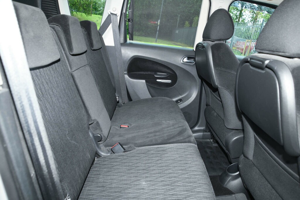 Citroen C3 Picasso Vtr Red #14