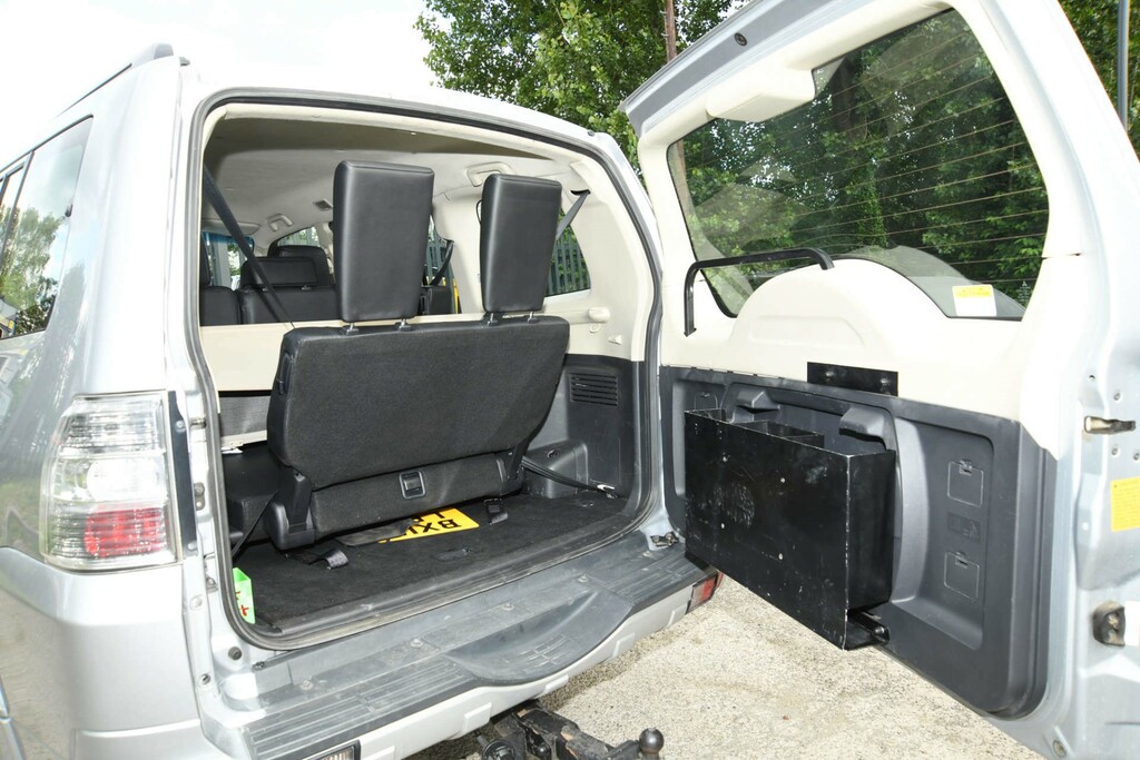 Mitsubishi Shogun Ishi 3.2 Di-dc 197 Sg3 Grey #9