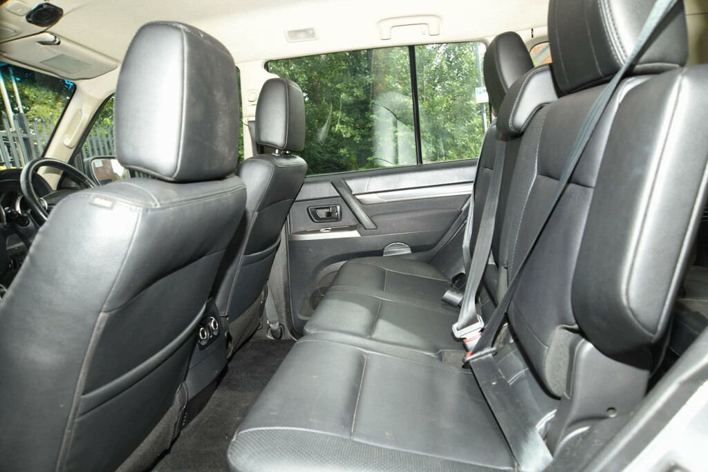 Mitsubishi Shogun Ishi 3.2 Di-dc 197 Sg3 Grey #13