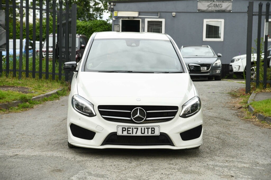 Mercedes-Benz B Class Amg Line Premium D  #2