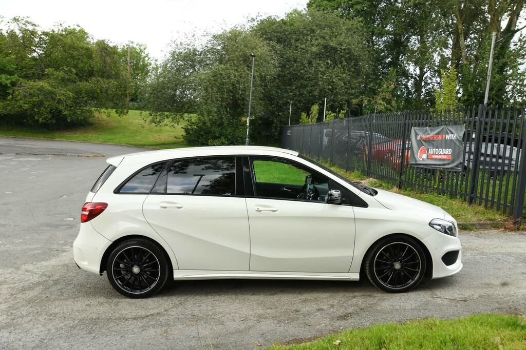 Mercedes-Benz B Class Amg Line Premium D  #5