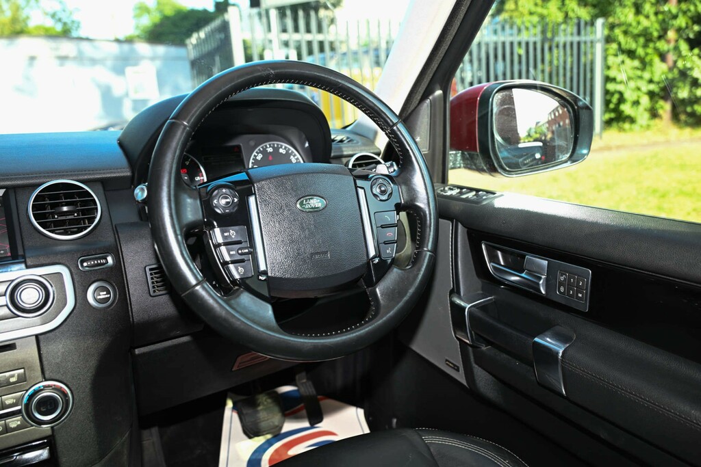 Land Rover Discovery 2.0 Td4 180 Hse White #33