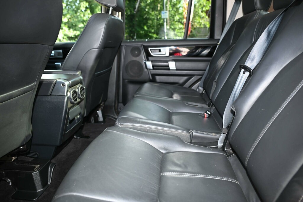 Land Rover Discovery 2.0 Td4 180 Hse White #27