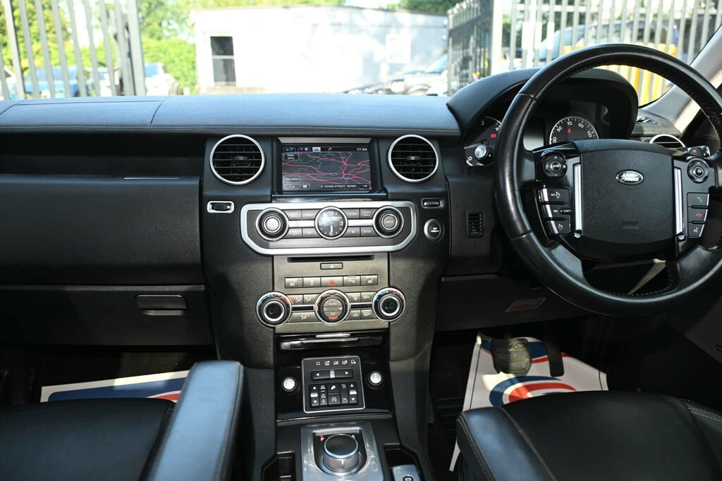 Land Rover Discovery 2.0 Td4 180 Hse White #20