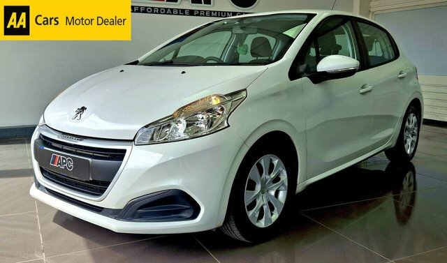 Peugeot 208 2015 1.0 Puretech Access Ac Hatchback Petro White