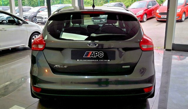 Ford Focus 2017 1.0T Ecoboost Titanium Hatchback M Grey #4