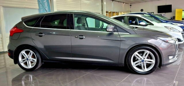 Ford Focus 2017 1.0T Ecoboost Titanium Hatchback M Grey #6