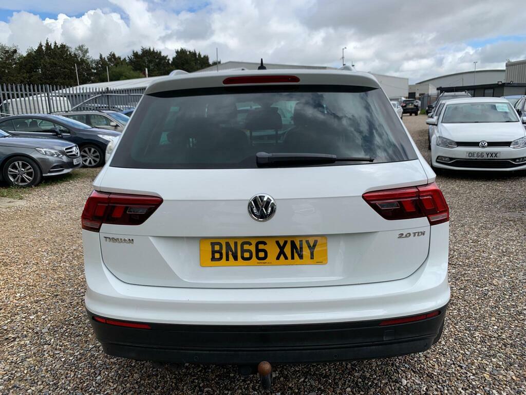 Volkswagen Tiguan 2.0 Tdi 150 4Motion Se Nav Black #5