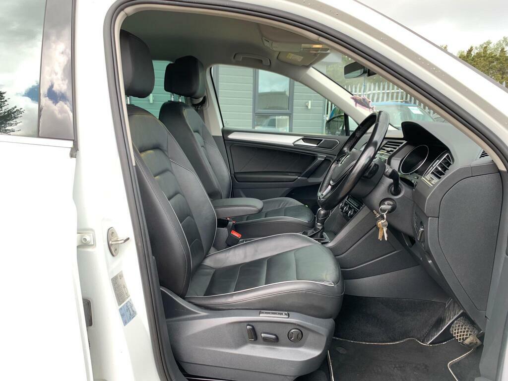 Volkswagen Tiguan 2.0 Tdi 150 4Motion Se Nav Black #19