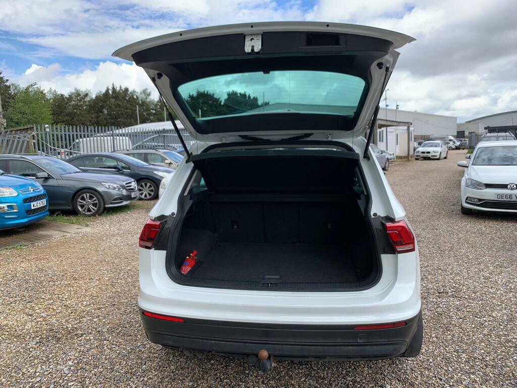 Volkswagen Tiguan 2.0 Tdi 150 4Motion Se Nav Black #6