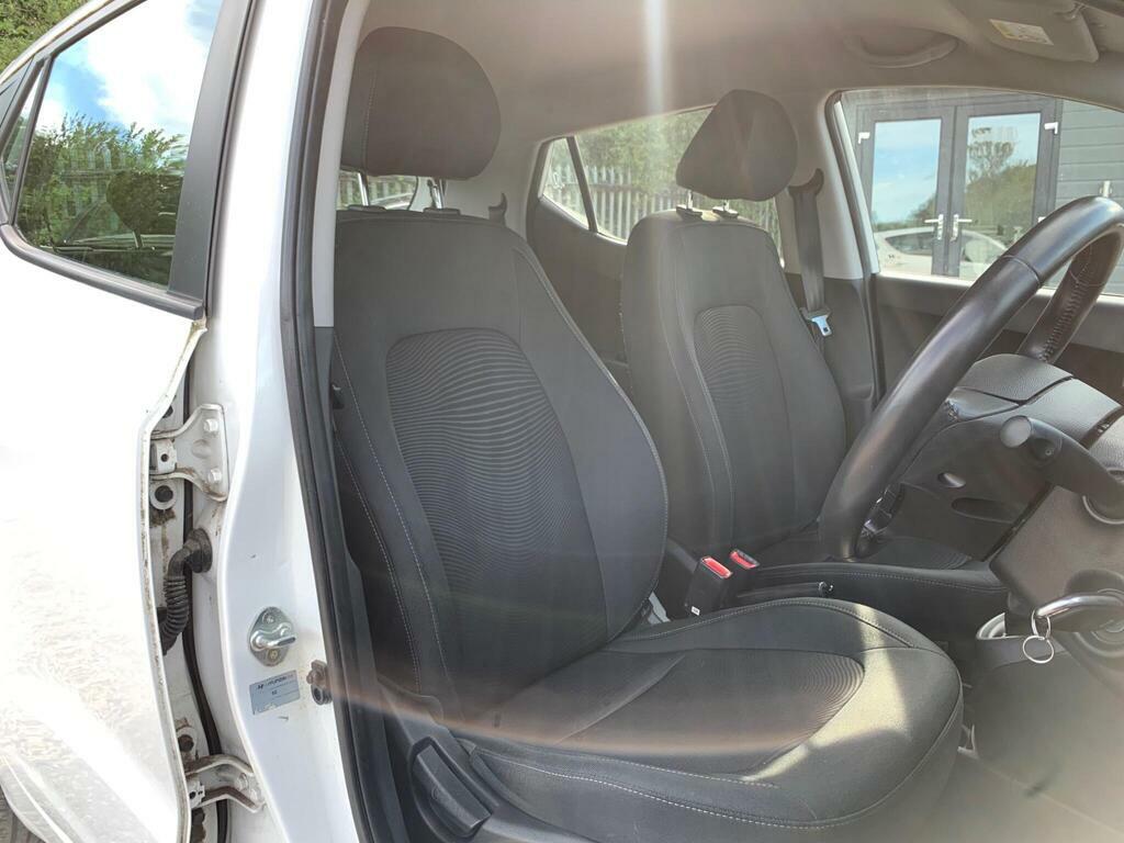 Hyundai I10 1.2 Premium 86 Bhp Blue #20