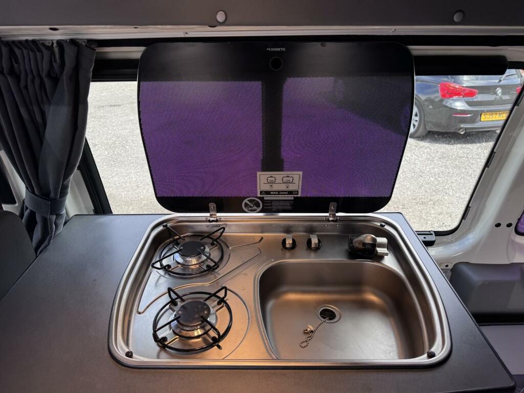 Volkswagen Campervan Campervan 2.5 Lwb Hi Top Campervan. Full Width Bed White #4