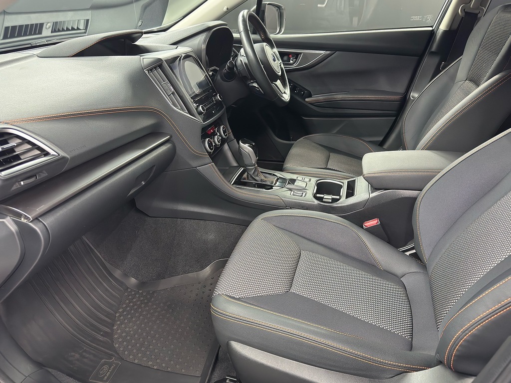 Subaru XV I E-boxer Se U988 Ulez Silver #3