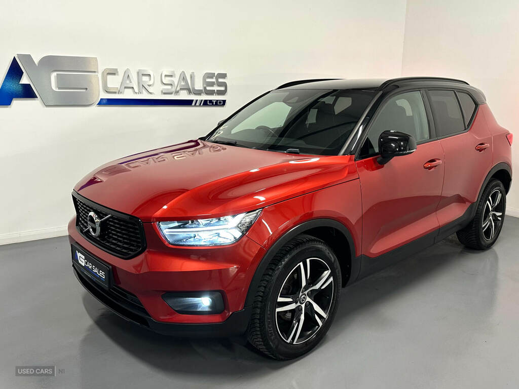 Volvo XC40 2.0 D3 R Design YW19NSF Red #3