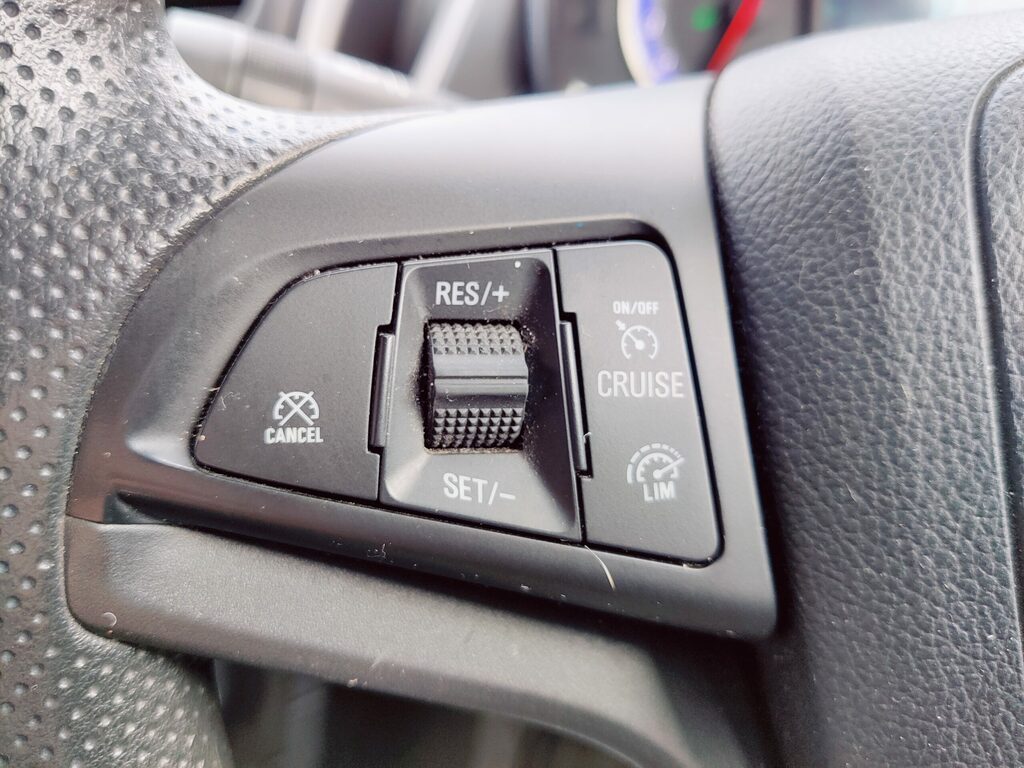 Chevrolet Trax 1.6 Lt Euro 5 Ss White #14