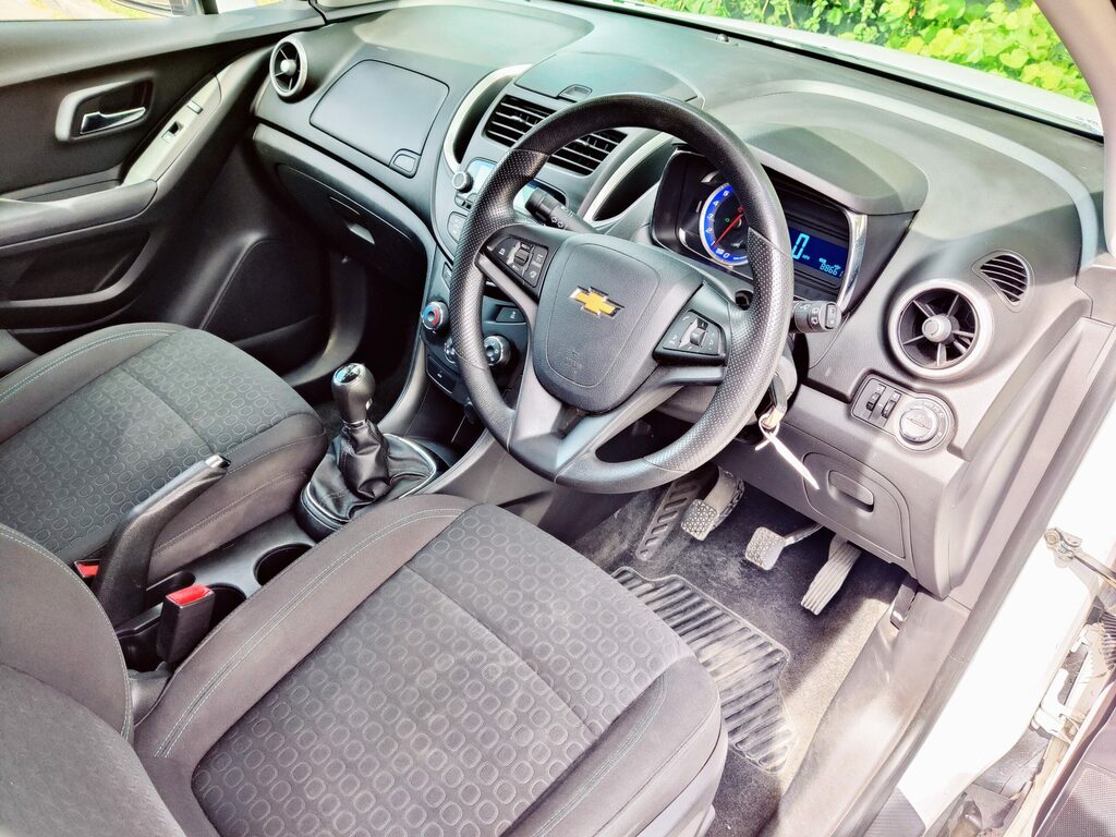 Chevrolet Trax 1.6 Lt Euro 5 Ss White #9