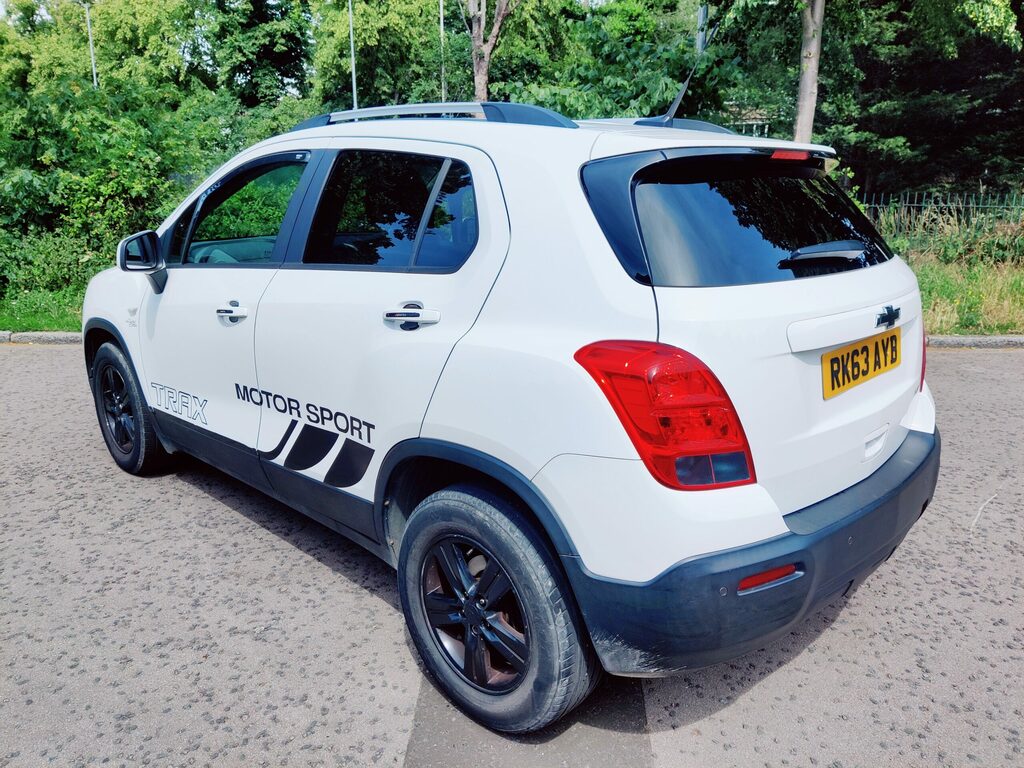 Chevrolet Trax Hatchback RK63AYB #4