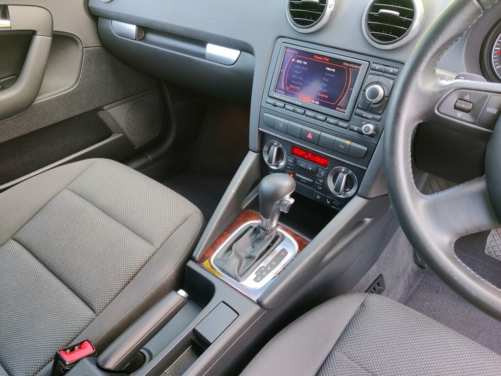 Audi A3 Hatchback RE58ZYJ #6