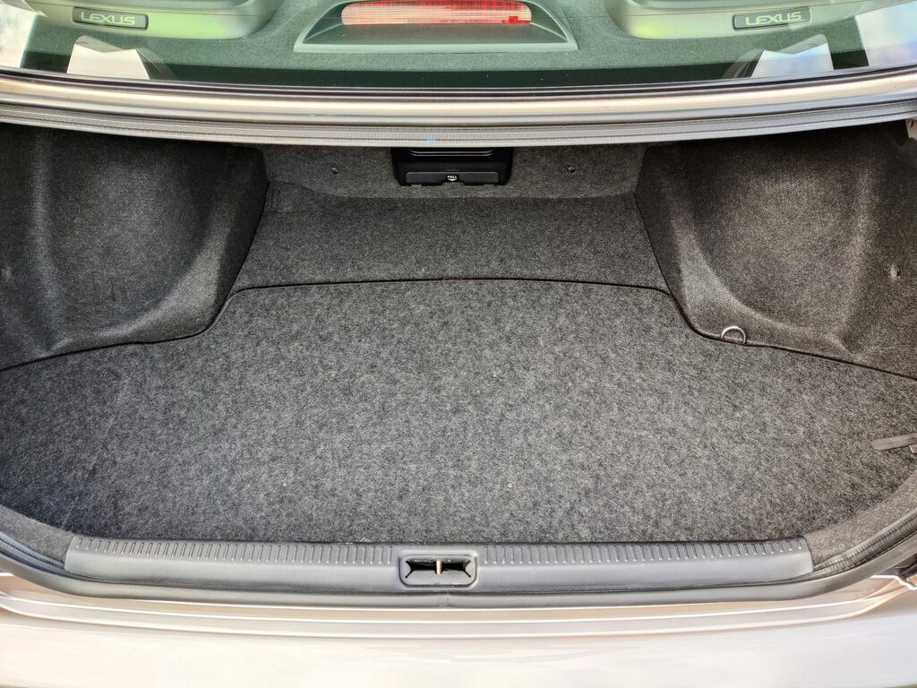 Lexus IS 300 3.0 Sportcross Silver #61