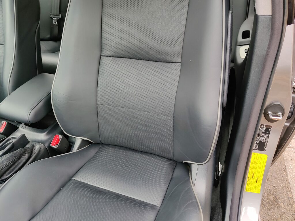 Lexus IS 300 3.0 Sportcross Silver #27