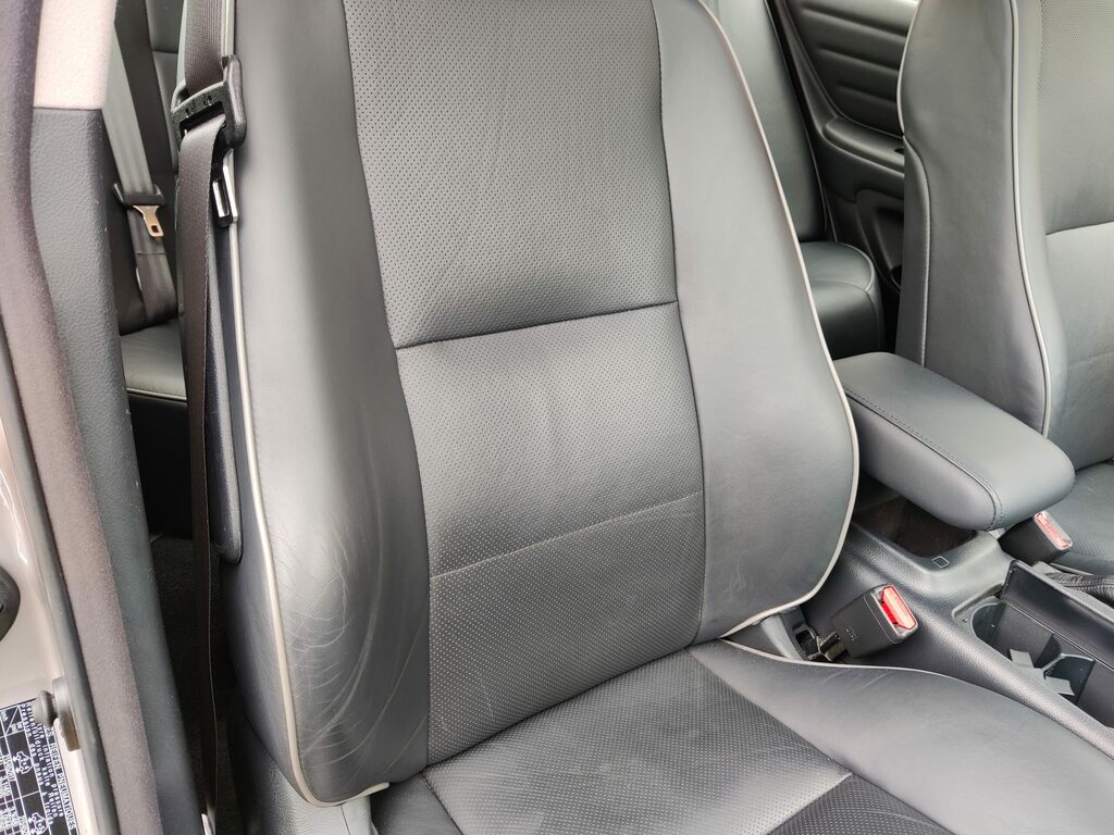 Lexus IS 300 3.0 Sportcross Silver #48