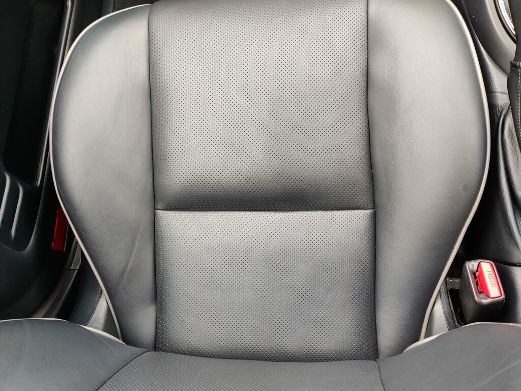 Lexus IS 300 3.0 Sportcross Silver #50