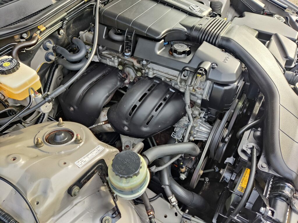 Lexus IS 300 3.0 Sportcross Silver #73