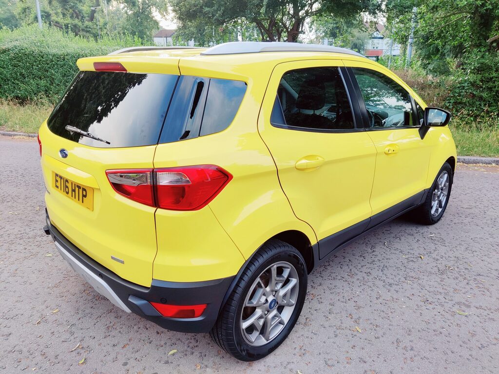 Ford Ecosport Hatchback  #6