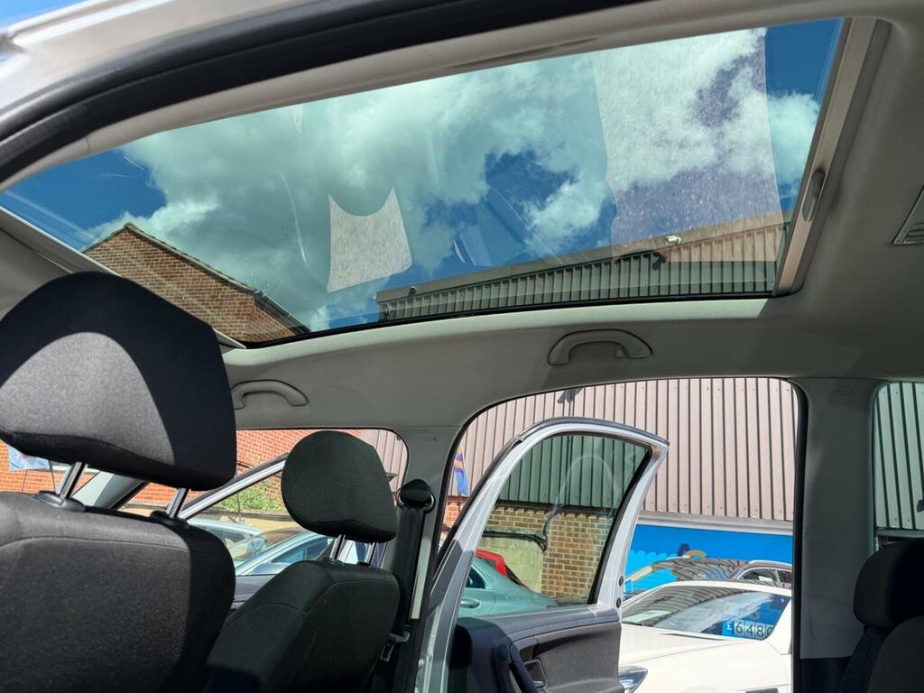 Skoda Roomster Mpv 1.2 Tsi Se Action Euro 5 201515 Silver #6