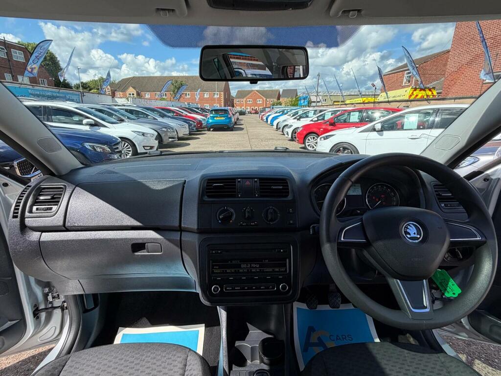 Skoda Roomster Mpv 1.2 Tsi Se Action Euro 5 201515 Silver #2
