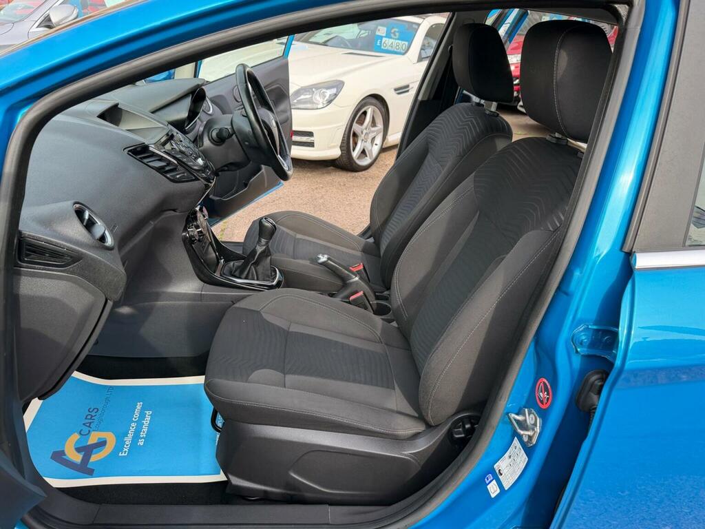 Ford Fiesta Hatchback 1.25 Zetec Euro 6 201515 NL15NYU Blue #4