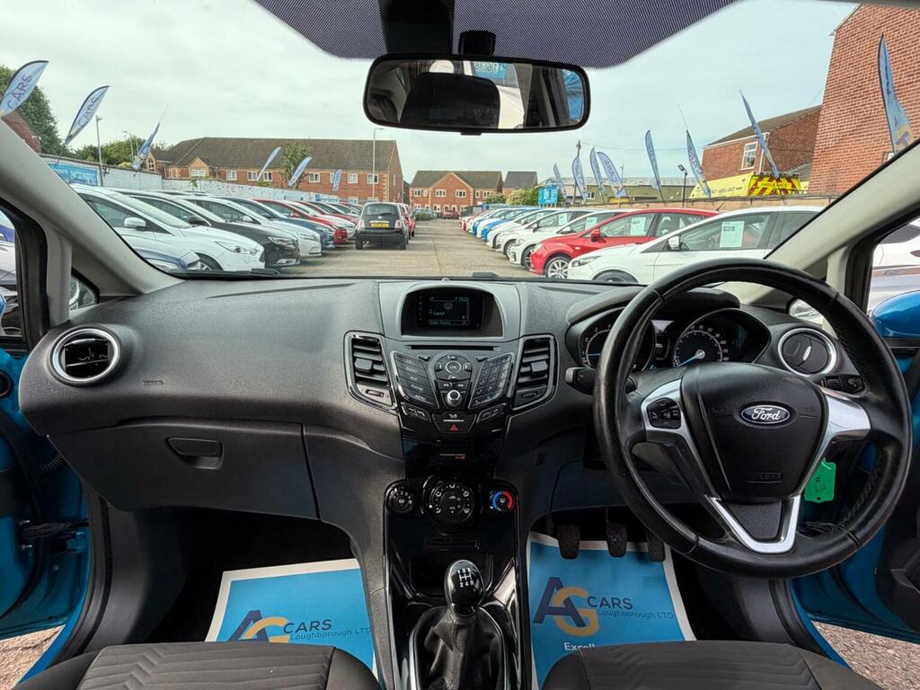 Ford Fiesta Hatchback 1.25 Zetec Euro 6 201515 NL15NYU Blue #2